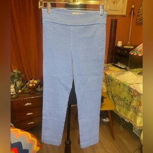 Margaret M Slimming pant Size small Excellent condition Blue and white checkered
